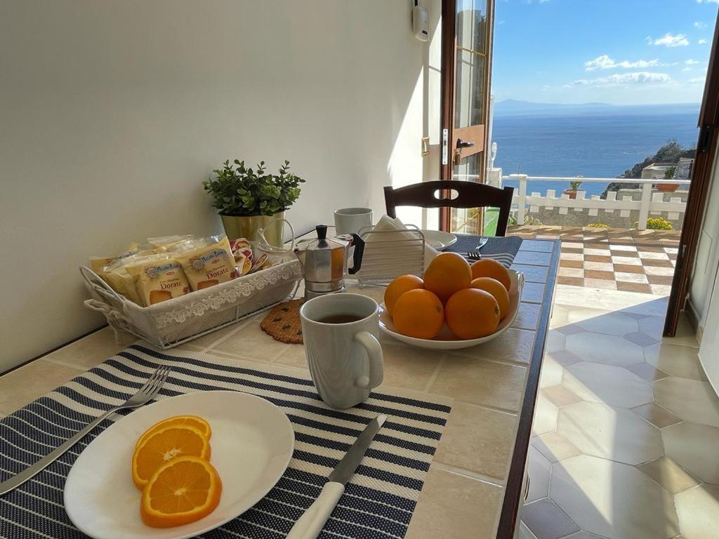 Ferienwohnung Casa Enzo Con Vista Mare Amalfi Exterior foto