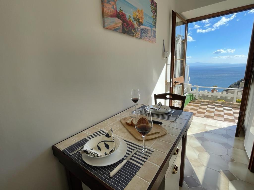 Ferienwohnung Casa Enzo Con Vista Mare Amalfi Exterior foto
